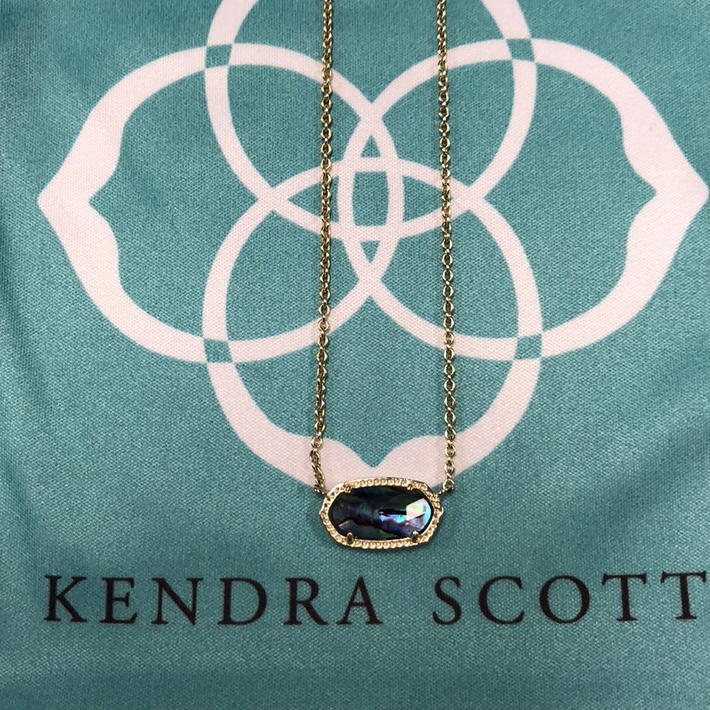 Kendra Scott Elisa Pendant Necklace in Abalone